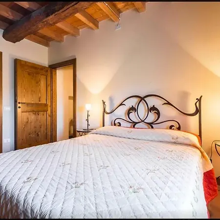 卡蒙伯特农庄乡村民宿 *